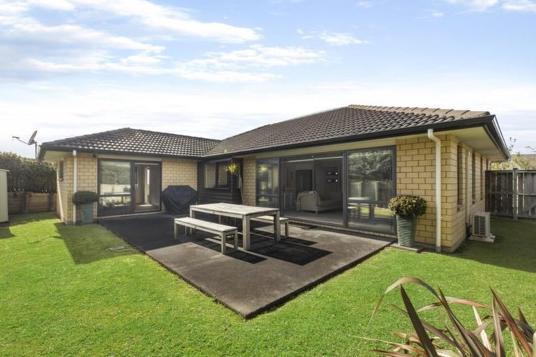 Photo of property in 79 Rathmar Drive, Manurewa, Auckland, 2105