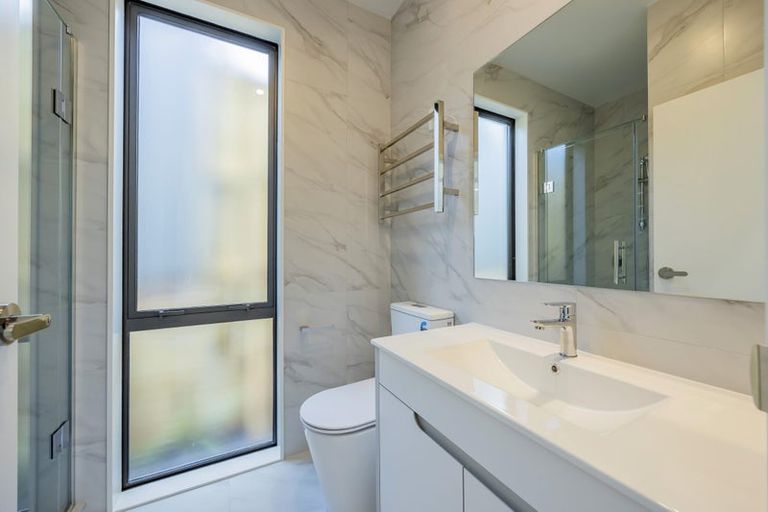 Photo of property in 14 Oopunga Road, Pukekohe, 2120