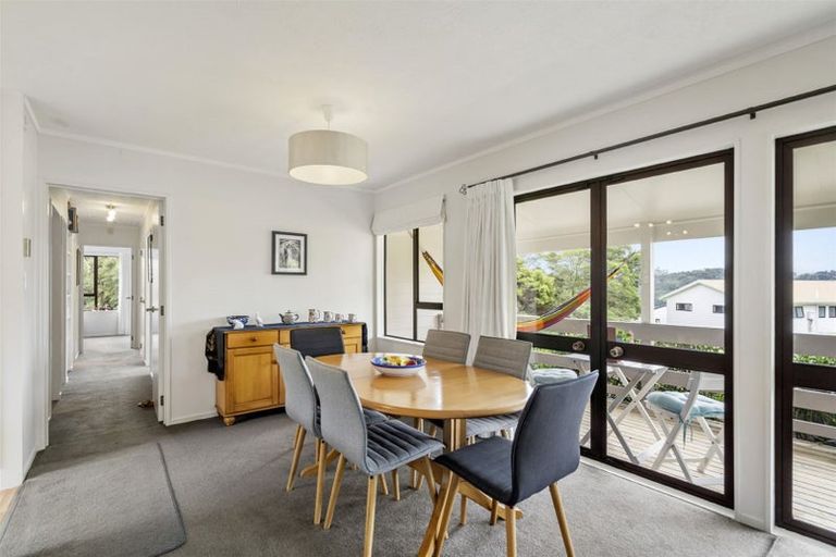 Photo of property in 3 Emery Grove, Bayview, Auckland, 0629