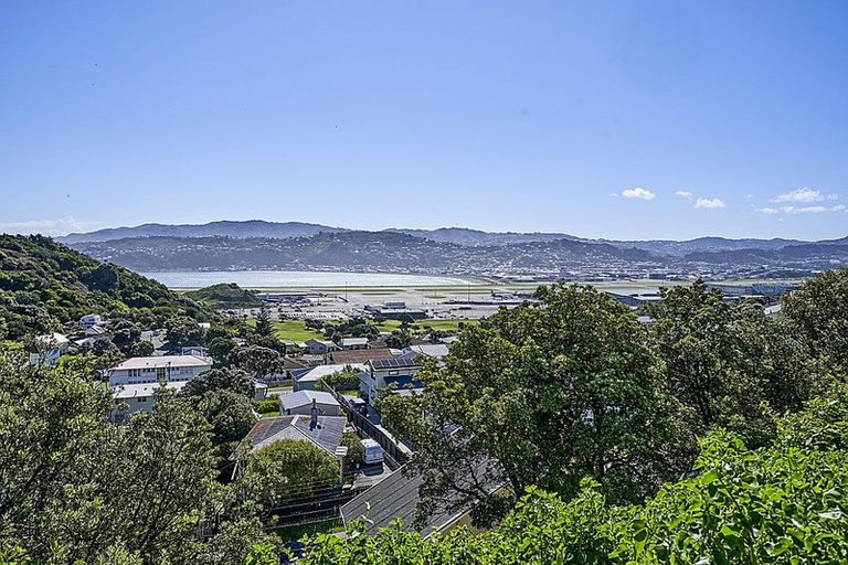 Photo of property in 25 Tukanae Street, Strathmore Park, Wellington, 6022