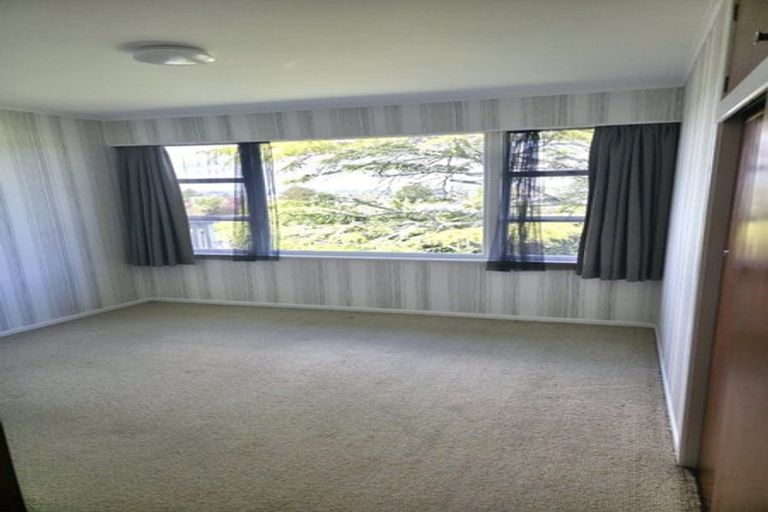 Photo of property in 5 Hartley Terrace, Massey, Auckland, 0614