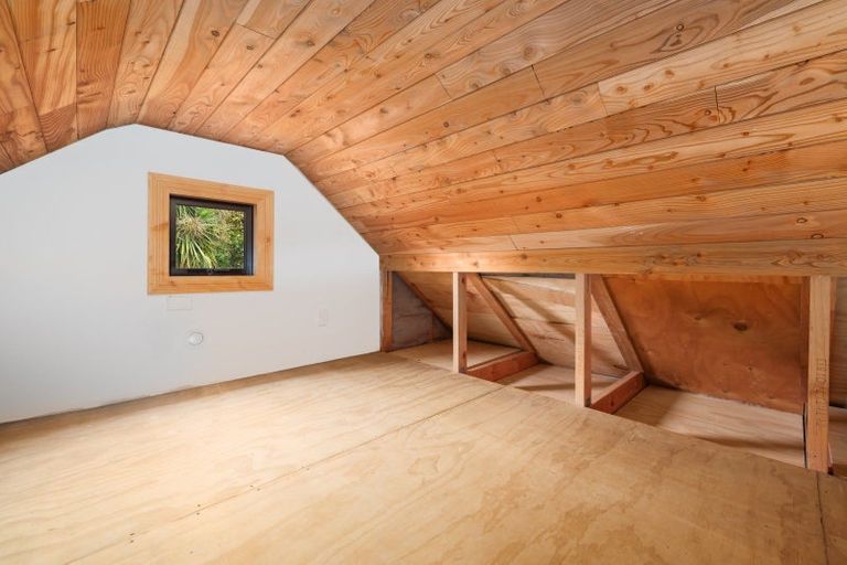 Photo of property in 69 Oxford Street, Lyttelton, 8082