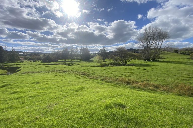 Photo of property in 169 Awaroa River Road, Abbey Caves, Whangarei, 0110