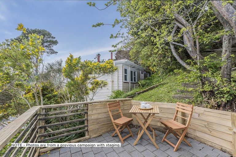 Photo of property in 18 Blackbridge Road, Wadestown, Wellington, 6012