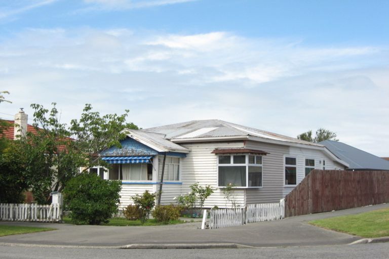 Photo of property in 82 Smith Street, Woolston, Christchurch, 8062