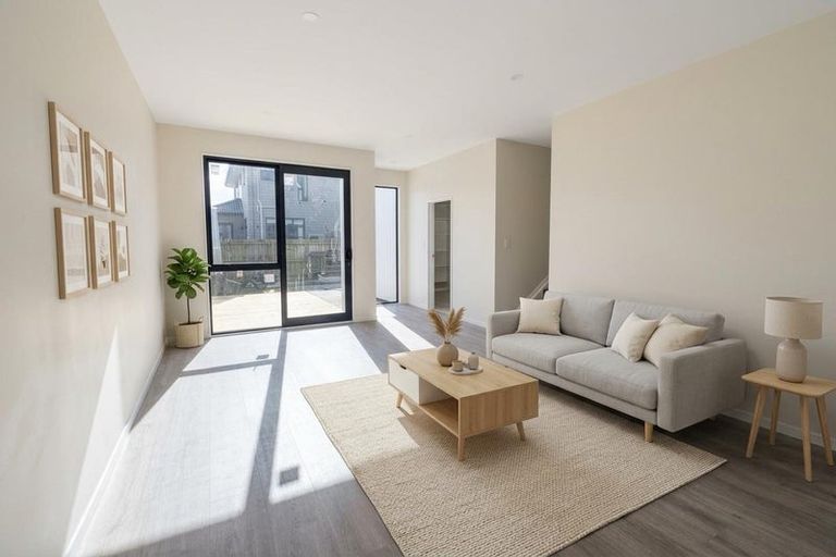 Photo of property in 47 Cambridge Terrace, Papatoetoe, Auckland, 2025