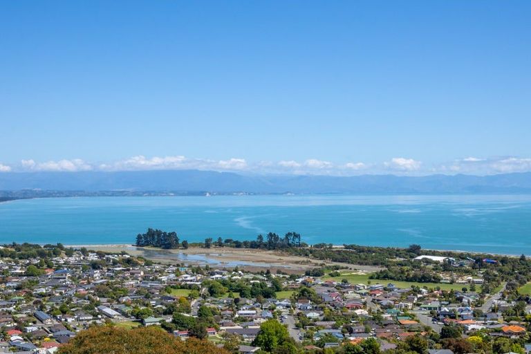 Photo of property in 7 Atarau Way, Tahunanui, Nelson, 7011