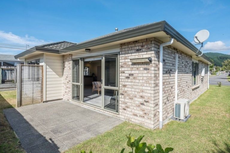 Photo of property in 23 Warrimoo Street, Paraparaumu, 5032