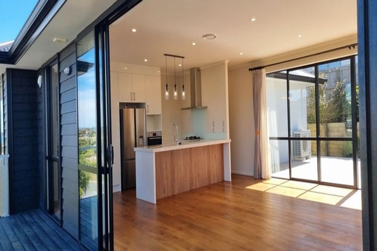 Photo of property in 150 Ninth View Avenue, Beachlands, Auckland, 2018