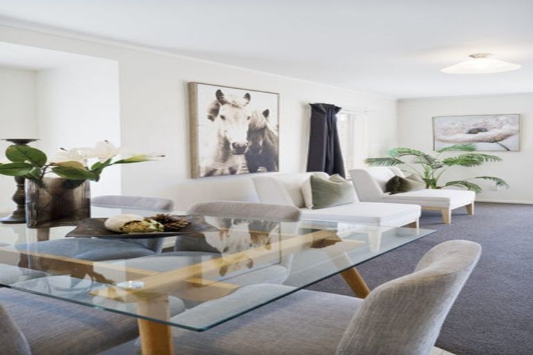 Photo of property in 16 Munroe Road, Ranui, Auckland, 0612