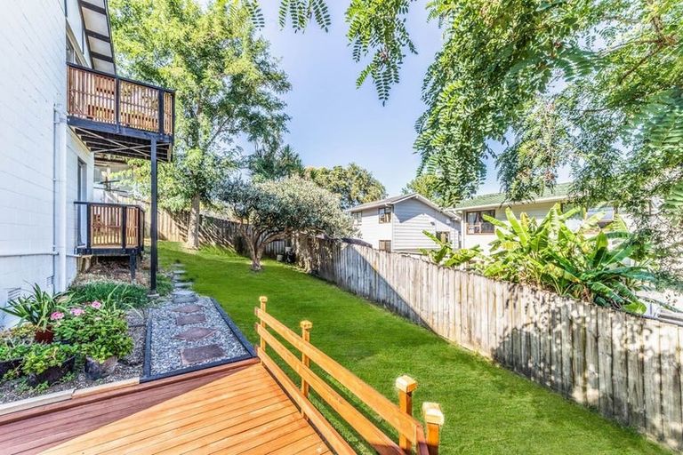 Photo of property in 2/20 Bayview Road, Bayview, Auckland, 0629