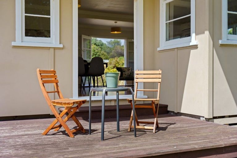 Photo of property in 41a Tiromoana Road, Raumati South, Paraparaumu, 5032