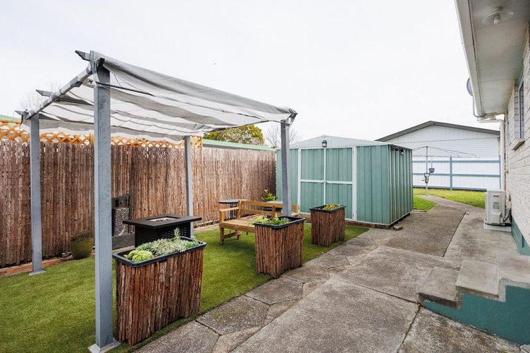 Photo of property in 2 Mcclure Street, Feilding, 4702