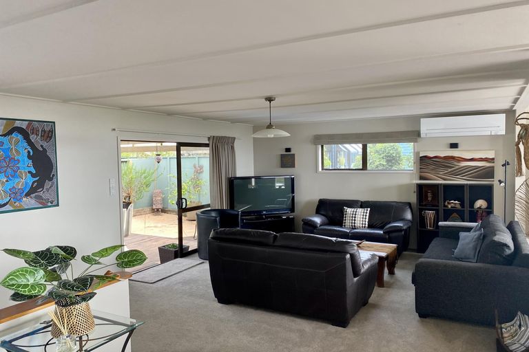 Photo of property in 82 Te Haumi Drive, Paihia, 0200