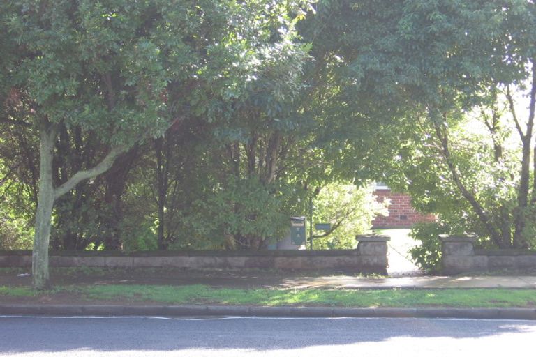 Photo of property in 107 Puhinui Road, Papatoetoe, Auckland, 2104