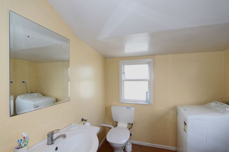 Photo of property in 25 Hood Street, New Brighton, Christchurch, 8061