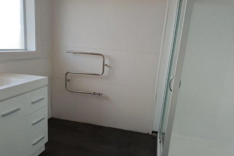 Photo of property in 24 Digby Place, Bromley, Christchurch, 8062