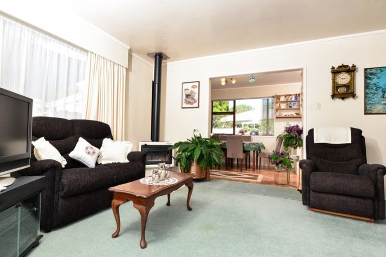 Photo of property in 2 Gordon Place, Leamington, Cambridge, 3432