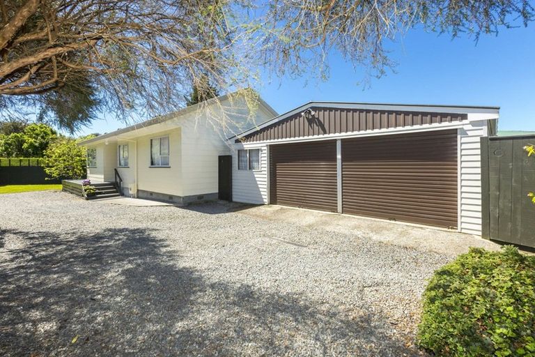 Photo of property in 174 Akatarawa Road, Birchville, Upper Hutt, 5018