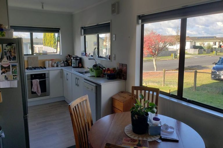 Photo of property in 50 Odlin Crescent, Nawton, Hamilton, 3200