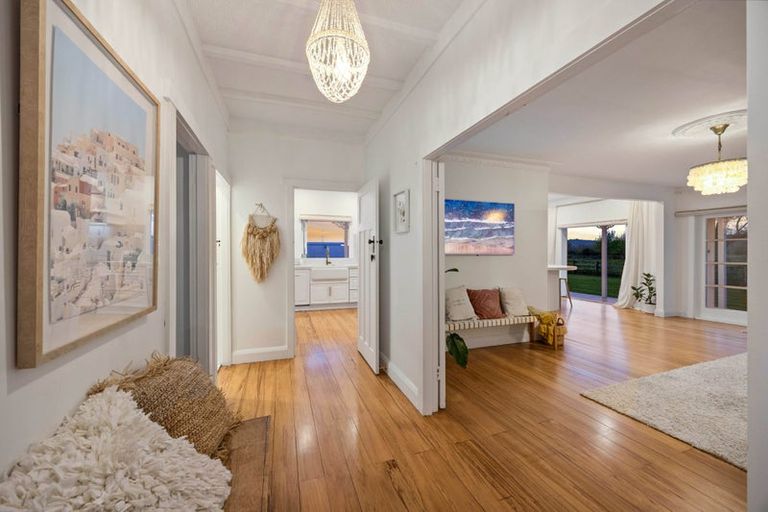 Photo of property in 161 Monument Road, Clevedon, 2582