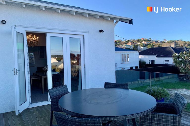 Photo of property in 10 Moana Crescent, Musselburgh, Dunedin, 9013