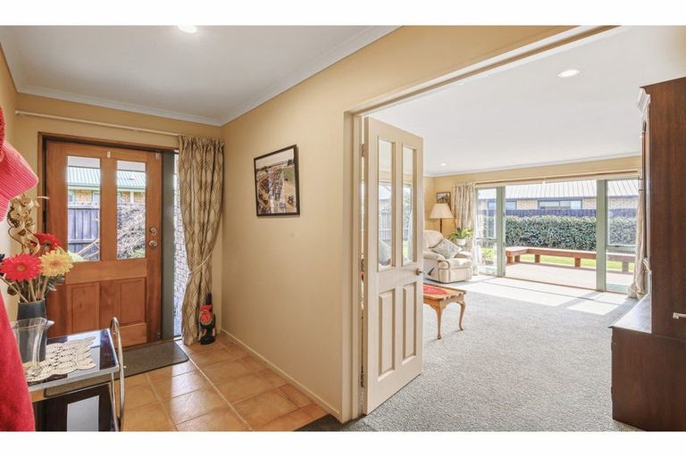 Photo of property in 7b Matson Close, Rangiora, 7400