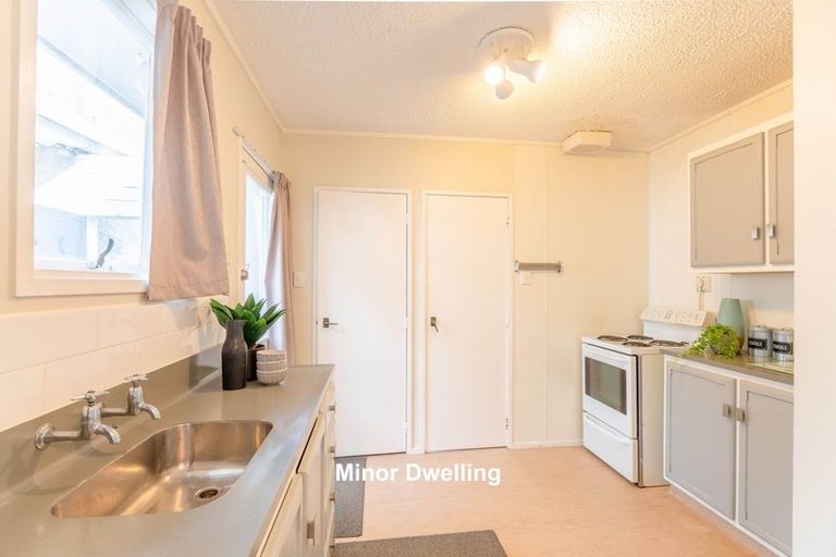 Photo of property in 20 Leinster Avenue, Raumati South, Paraparaumu, 5032