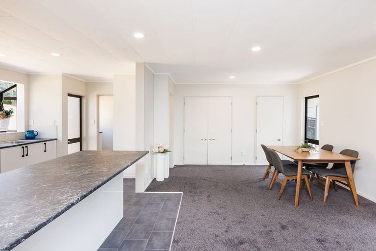 Photo of property in 4 Ngarimu Street, Roslyn, Palmerston North, 4414