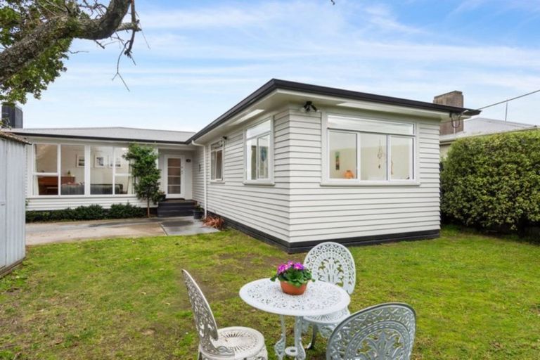 Photo of property in 584 Maunganui Road, Mount Maunganui, 3116