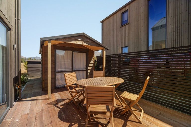 Photo of property in 26 Soudley Court, Jacks Point, Queenstown, 9371