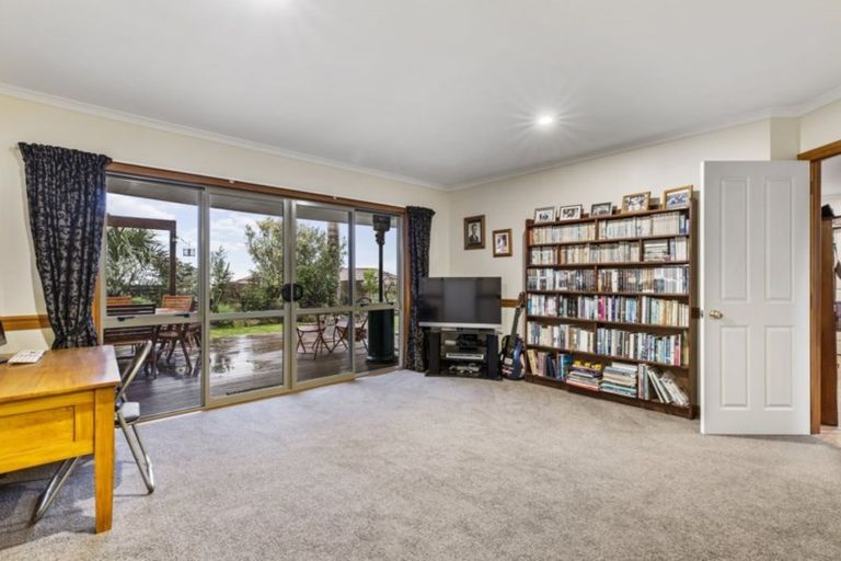 Photo of property in 150 Waitaha Road, Welcome Bay, Tauranga, 3112