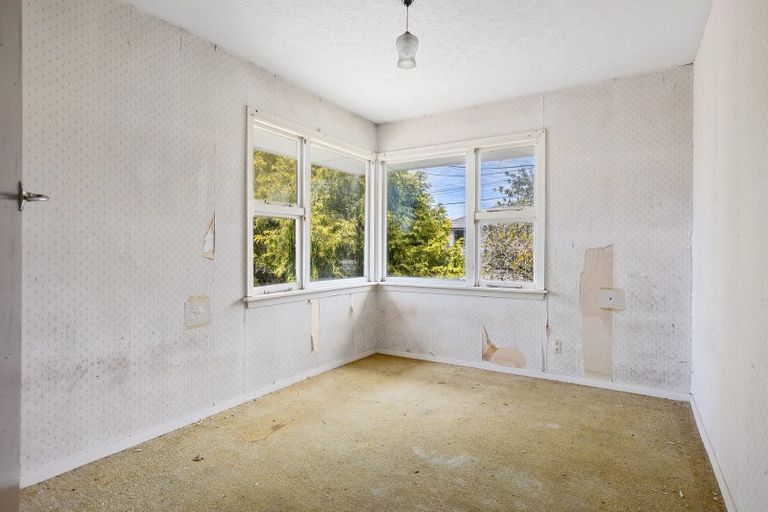 Photo of property in 15 Vancouver Crescent, Wainoni, Christchurch, 8061