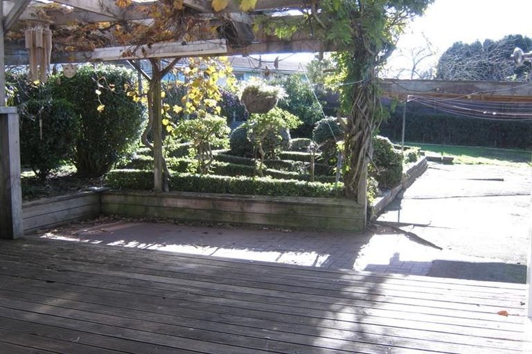 Photo of property in 17 Kirton Crescent, Manurewa, Auckland, 2102