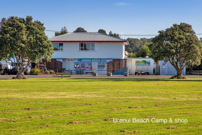 Photo of property in 59 Fifth Avenue, Urenui, 4377