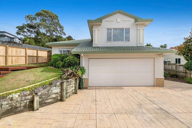 Photo of property in 29 Westminster Gardens, Unsworth Heights, Auckland, 0632