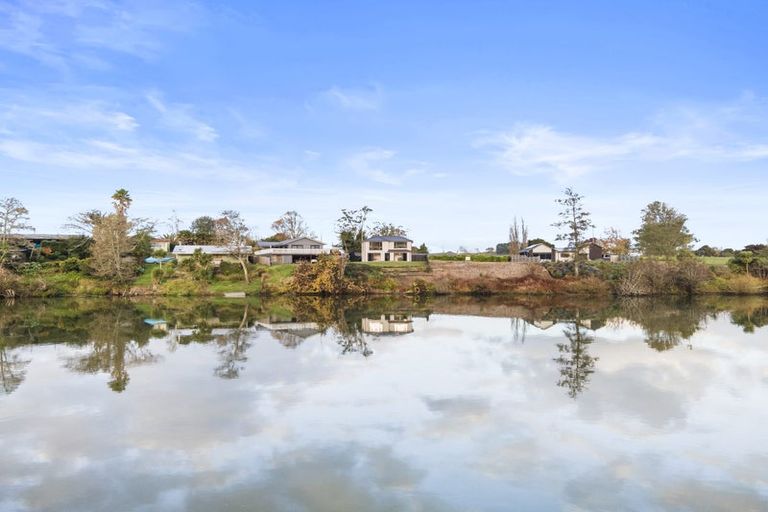 Photo of property in 92 Great South Road, Pokeno, 2402