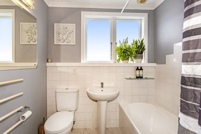 Photo of property in 17 Bayley Place, Spreydon, Christchurch, 8024