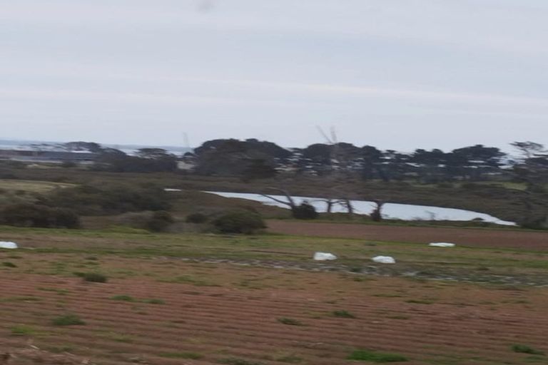 Photo of property in 28 Crossandra Drive, Mangere, Auckland, 2022