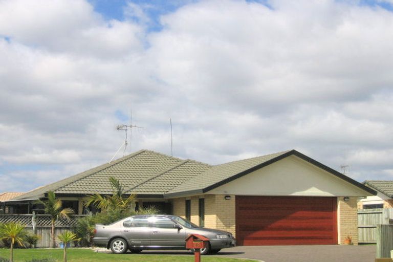 Photo of property in 25 Fahey Avenue, Mount Maunganui, 3116