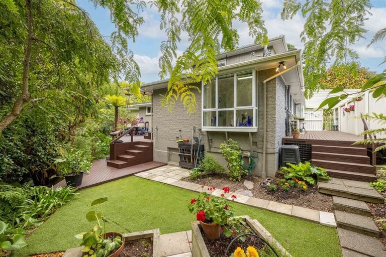 Photo of property in 2/203b Clyde Road, Burnside, Christchurch, 8053