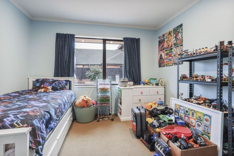 Photo of property in 27 Oakwood Drive, Rangiora, 7400