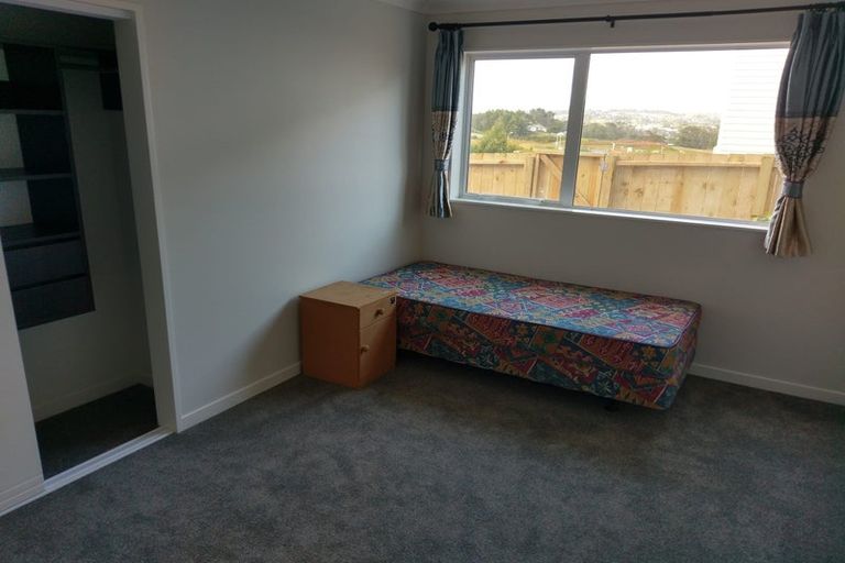 Photo of property in 163 Tiriwa Drive, Massey, Auckland, 0614