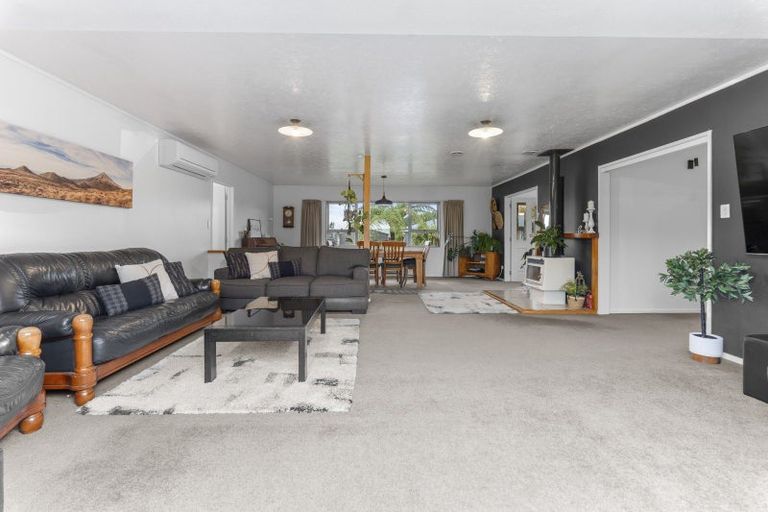 Photo of property in 36 Maire Street, Inglewood, 4330