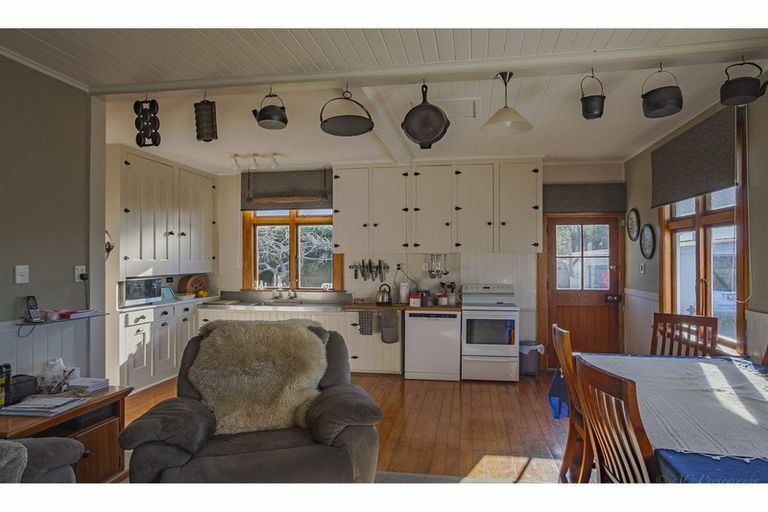 Photo of property in 142 George Ward Road, Pareora West, Timaru, 7972