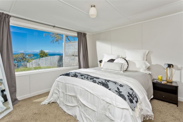 Photo of property in 973 Whangaparaoa Road, Tindalls Beach, Whangaparaoa, 0930
