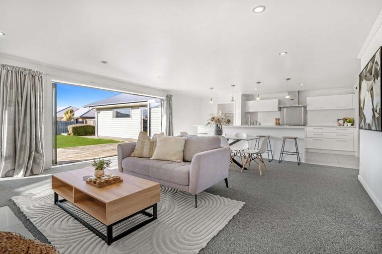 Photo of property in 32 Stanford Way, Rolleston, 7615