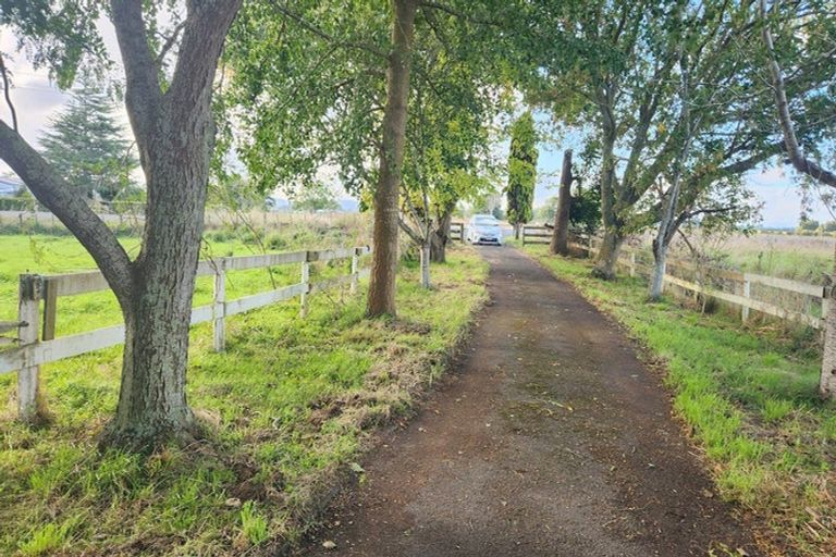 Photo of property in 415 Te Kowhai Road, Burbush, Hamilton, 3288