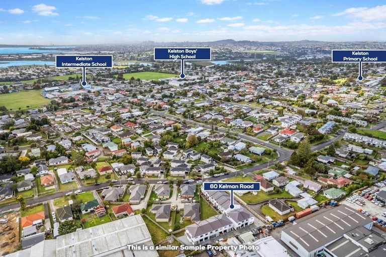 Photo of property in 2/60 Kelman Road, Kelston, Auckland, 0602