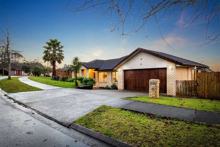 Photo of property in 29 Sapperton Drive, Henderson, Auckland, 0612